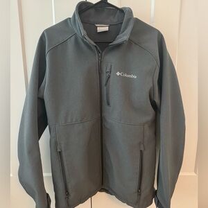 Men’s Columbia Sportswear Soft Shell Jacket, Medium